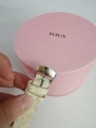 Reloj Tous Dorado y Blanco