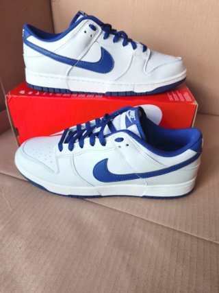 Nike Dunk Low Retro