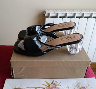 Sandalias negras elegantes con strass T38