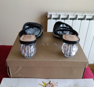 Sandalias negras elegantes con strass T38