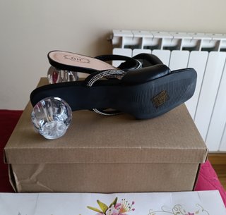Sandalias negras elegantes con strass T38