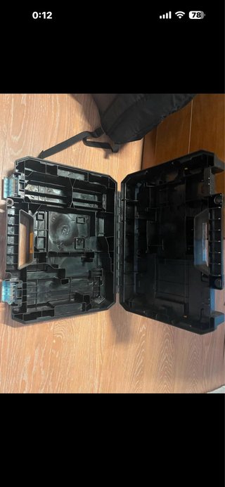 2 cajas de taladro