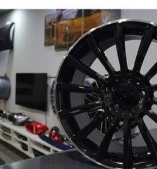 Juego de 4 Llantas 19 Radial Full Black MB53