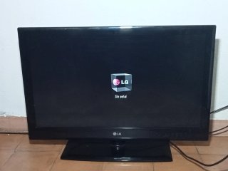 Televisión LG 32LE3300 SIN AUDIO SIN MANDO