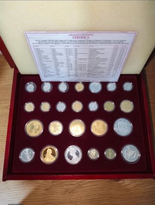 Colección 25 Monedas Plata y Oro Siglos