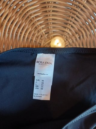 Braga bikini Rosa Faia negra sin estrenar