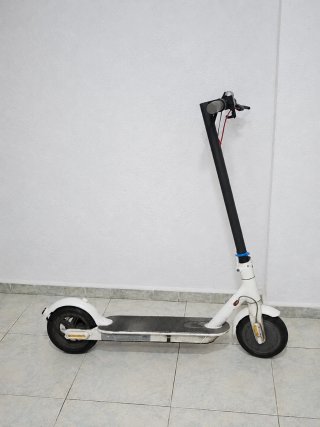 Patinete Eléctrico Xiaomi Blanco Incluye cargador