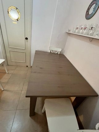 Mesa comedor madera maciza con nudos 1,50m