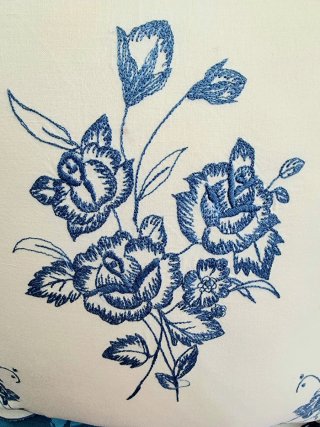 2 Antichi cuscini in lino