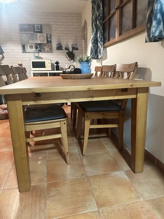 Mesa comedor madera maciza