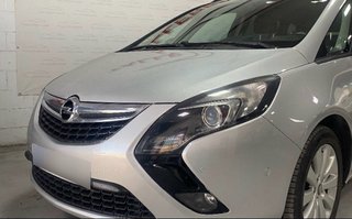 Opel Zafira Tourer 2015