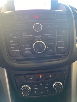 Opel Zafira Tourer 2015
