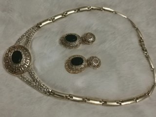 Conjunto Ferrara Collar y Pendientes