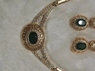 Conjunto Ferrara Collar y Pendientes