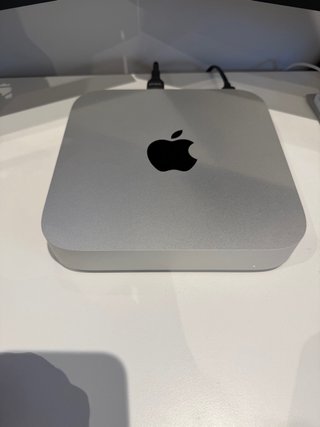 Mac mini M2 16GB 256GB Plata de Segunda mano por 580 EUR en Madrid