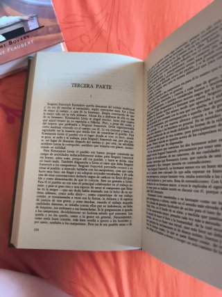Ana Karenina . Liev Tolstói.