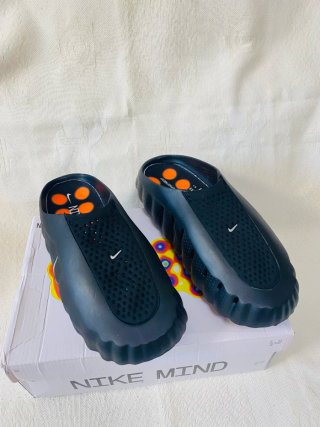 Zapatillas Nike Negras y Naranjas