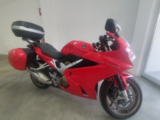 Honda VFR 800 F Roja
