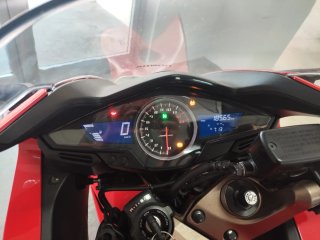 Honda VFR 800 F Roja
