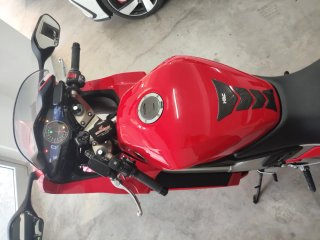 Honda VFR 800 F Roja