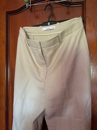Pantalón ancho beige Mango
