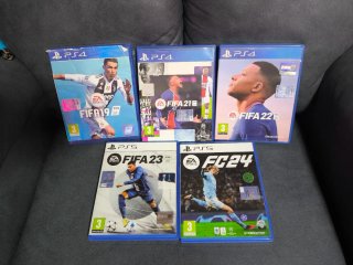 Lote Juegos Fútbol PS5 / PS4 (FC 24 + FIFA)