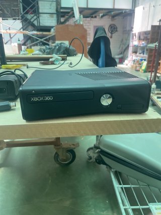 Xbox 360 Nero + Volante e Pedali