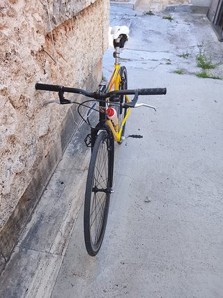 Bicicletta Carrera Gialla