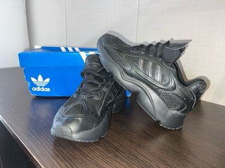 Zapatillas Adidas Negras
