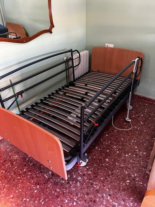 Cama Geriátrica Eléctrica Articulada