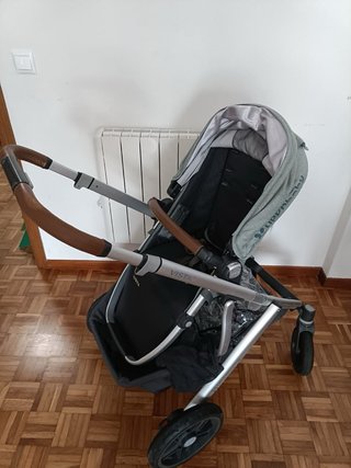 UPPAbaby Vista + Capazo + Mesa + Accesorios
