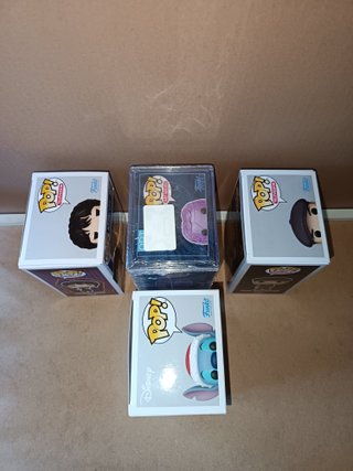 Lote 4 Funko Pop! Series y Marvel