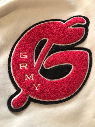 Sudadera GRMY con parche G y sandía