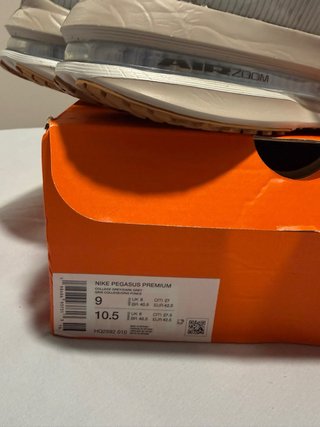 Nike Pegasus Premium Gris Oscuro