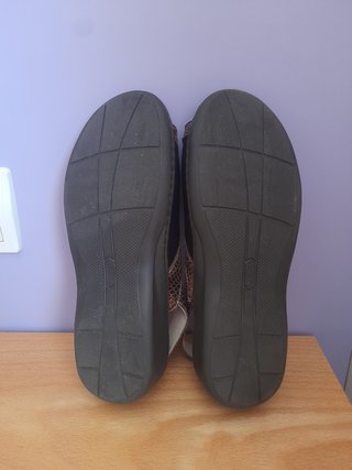 Sandalias ortopédicas marrones