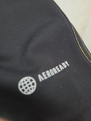 Sudadera Adidas Negra y Amarilla