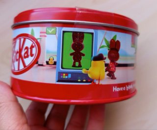 Hucha Lata Kit Kat Conejo Pascua