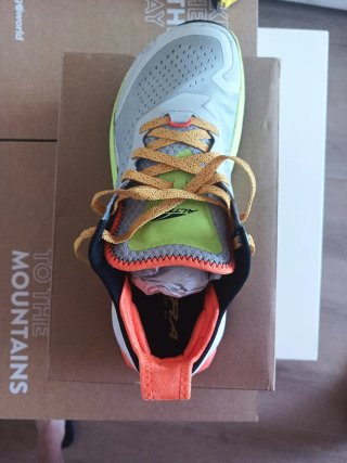 Altra Olympus 6 Talla 46 Gris/Amarillo