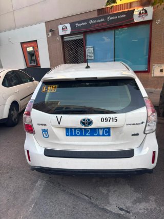Toyota Prius+ 2017