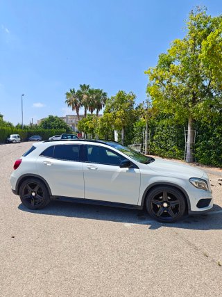 Mercedes-Benz GLA 2015