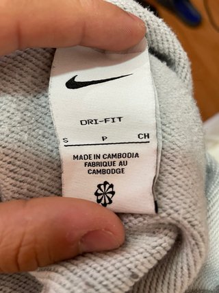 Sudadera Nike Gris con Logo Grande