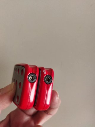 Accendini Marlboro Rosso e Argento