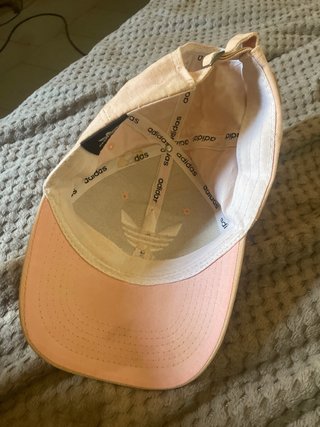 Gorra Adidas Rosa y Blanca