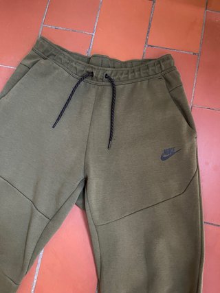 Pantalón de chandal Nike Tech Fleece Verde Oliva