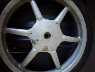 Rueda Scooter 130/70 R12 56L