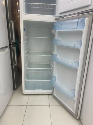 Nevera marca Beko 6 meses garantía