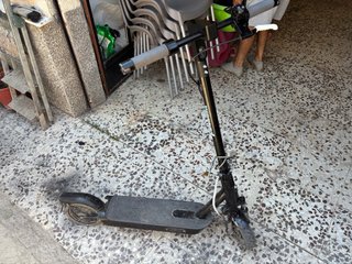 Patinete Eléctrico Negro