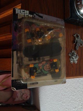 Tech Deck Skate Finger