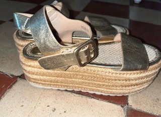 Sandalias doradas esparto Talla 37
