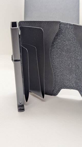 Wallet porta carte di credito con protezione RFID